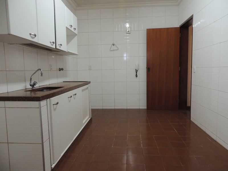 Apartamento à venda Boa Vista com 159m² e 4 quartos por R$ 350.000 - 263247502-cozinha-03.JPG