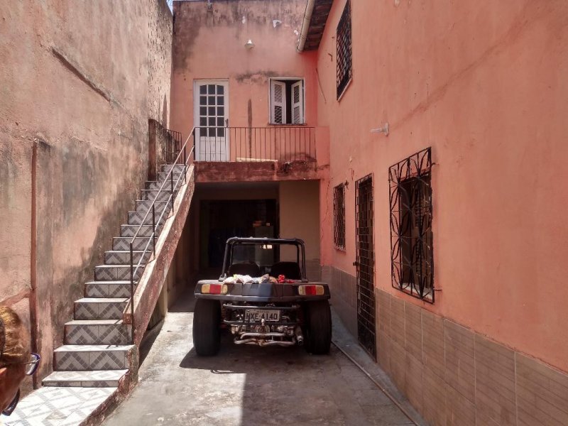 Casa à venda Henrique Jorge com 363m² e 3 quartos por R$ 410.000 - 1116423748-thumbnail-4.jpg