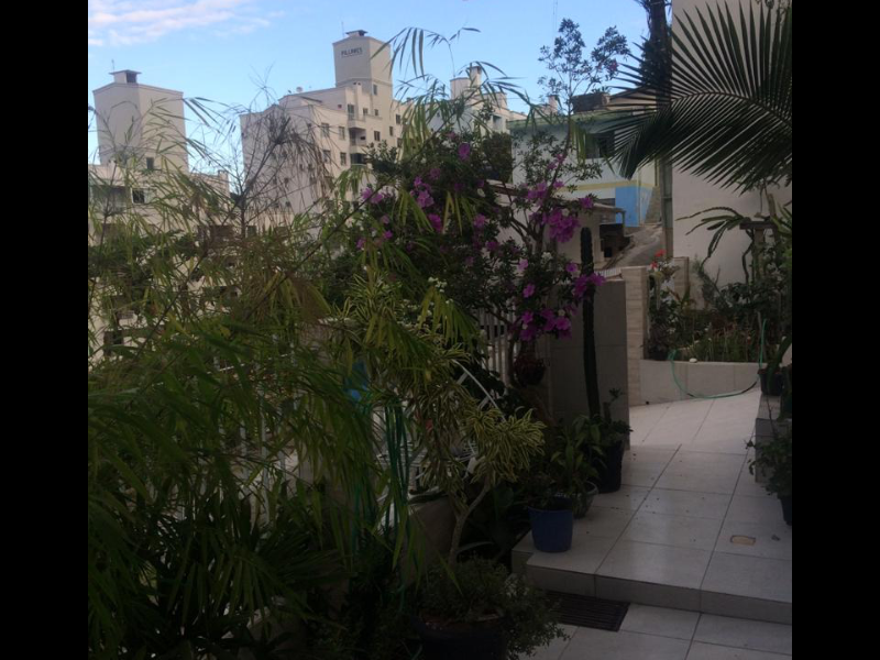 Casa para alugar Trindade com 60m² e 2 quartos por R$ 700 - 960177945-585a333b-46ae-4791-9816-751ead5e59ad.png