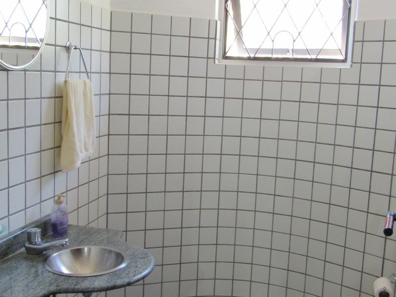 Comercial à venda Vila Nova Valinhos com 350m² e  quartos por R$ 1.200.000 - 515501468-10-banheiro-predio-comercial.JPG