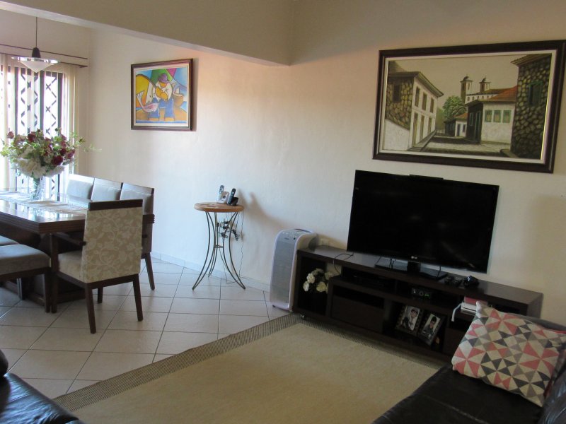 Comercial à venda Vila Nova Valinhos com 350m² e  quartos por R$ 1.200.000 - 689142754-15-sala-de-jantar-varanda.JPG