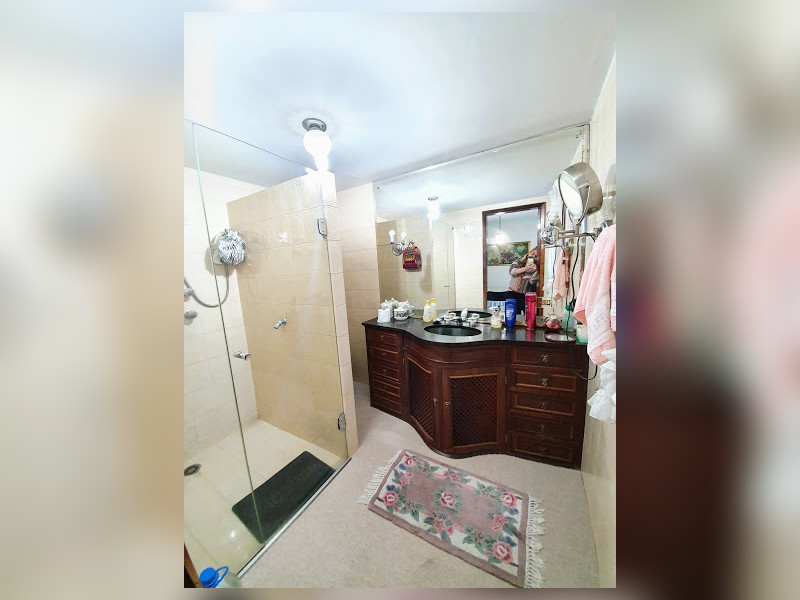 Apartamento à venda Alto da XV com 159m² e 3 quartos por R$ 610.000 - bwc-suite-foto-1.jpg