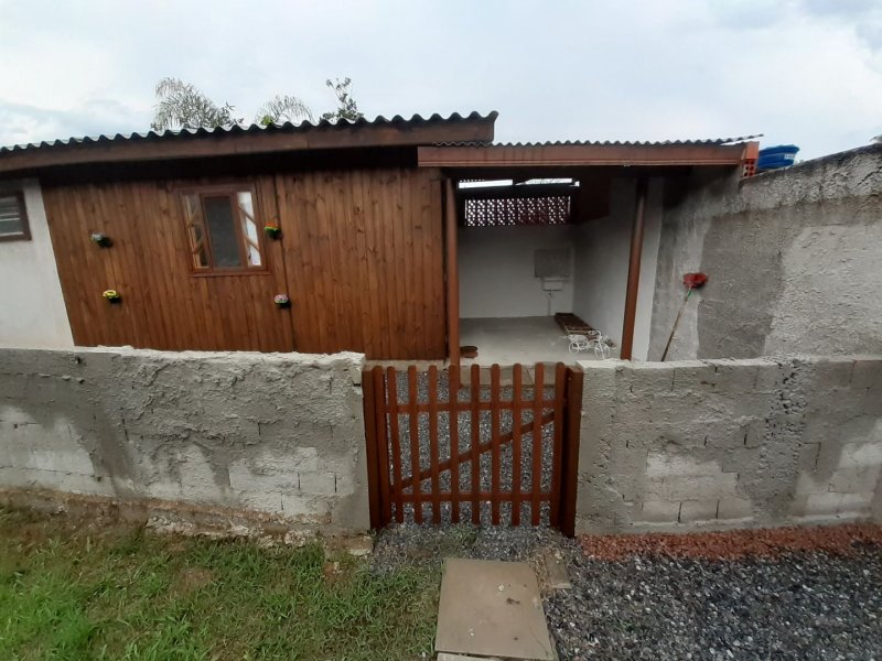 Casa à venda Nereidas com 73m² e 3 quartos por R$ 200.000 - 1403182753-550a8dc3-3e36-46a6-944d-c2b26e64d743.jpg