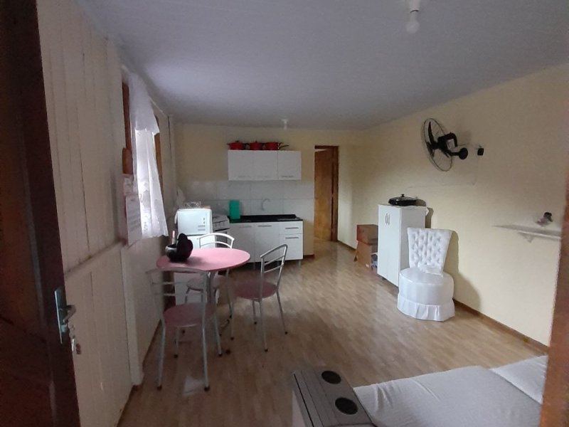 Casa à venda Nereidas com 73m² e 3 quartos por R$ 200.000 - 1441728027-5b6c9a89-1c9d-45cc-a7eb-7cd7058b27f4.jpg