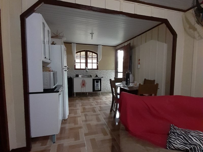 Casa à venda Nereidas com 73m² e 3 quartos por R$ 200.000 - 821107700-20200610-165621.jpg