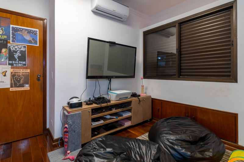 Casa de condomínio à venda Alphaville com 600m² e 6 quartos por R$ 3.800.000 - 1348603491-casa-bruno-lobo-118.jpg