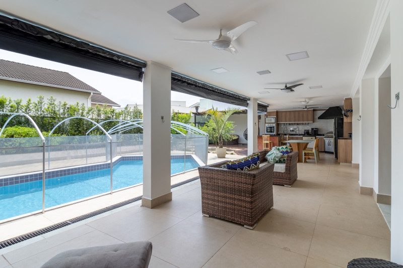 Casa de condomínio à venda Alphaville com 600m² e 6 quartos por R$ 3.800.000 - 1445674737-casa-bruno-lobo-72.jpg