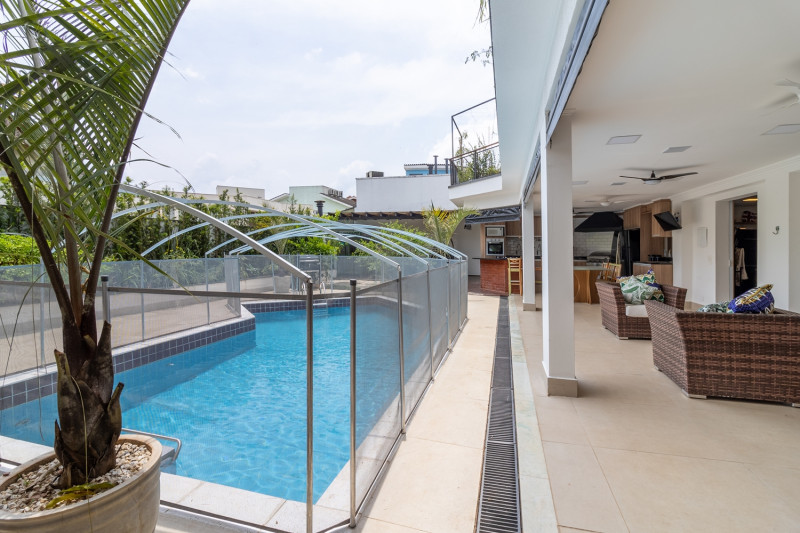 Casa de condomínio à venda Alphaville com 600m² e 6 quartos por R$ 3.800.000 - 2041195292-casa-bruno-lobo-82.jpg