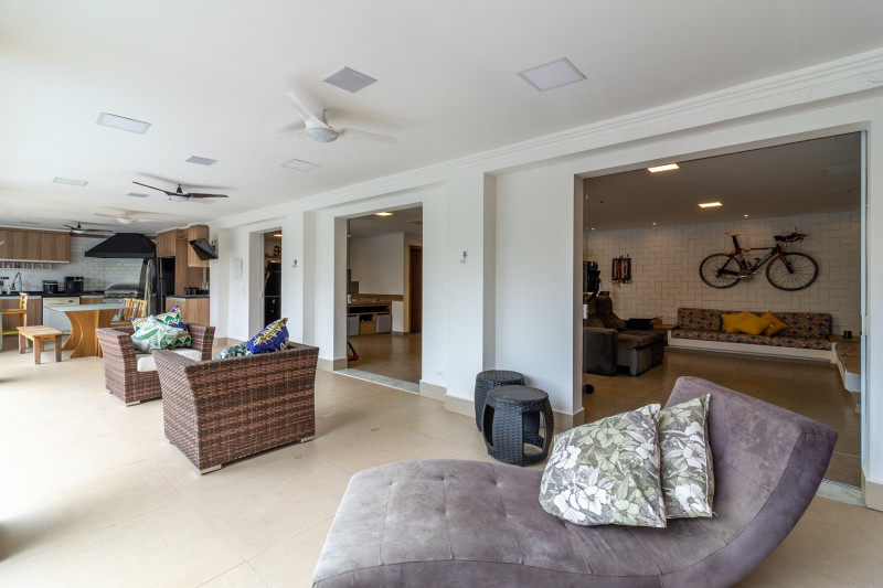 Casa de condomínio à venda Alphaville com 600m² e 6 quartos por R$ 3.800.000 - 2054949361-casa-bruno-lobo-63.jpg