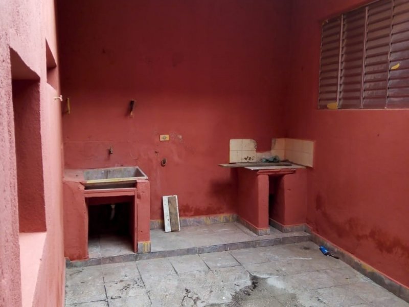 Casa à venda Lageado com 147m² e 2 quartos por R$ 260.000 - 1182573267-3-lavanderia.jpeg