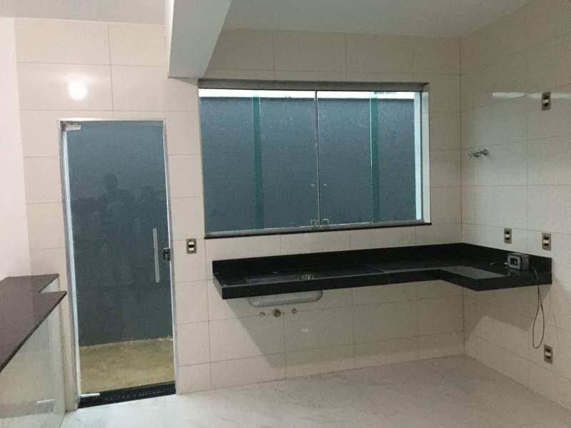 Casa à venda Xangri-La com 180m² e 3 quartos por R$ 470.000 - 1442243940-64682959-b5ce-47c6-8e8e-b3da8f98d061.jpeg