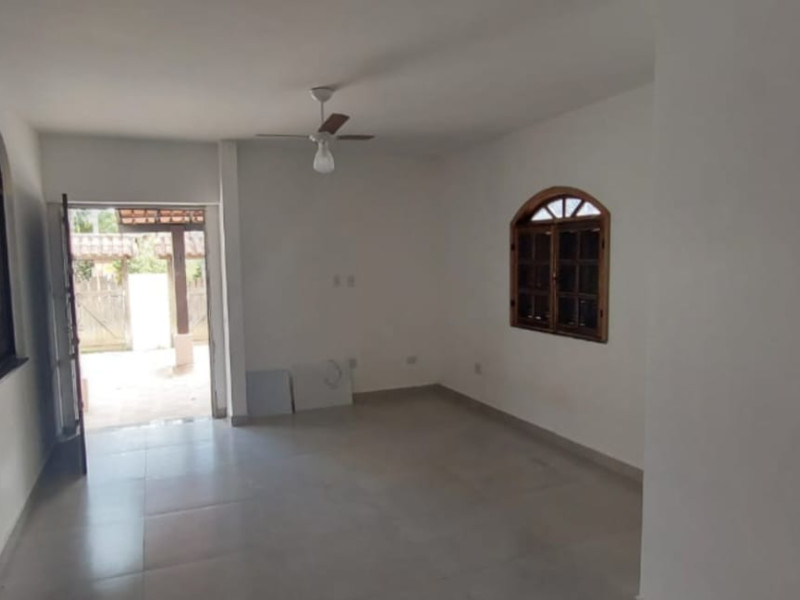 Casa à venda Itaipu com 225m² e 3 quartos por R$ 530.000 - img-20240420-wa0014.jpg