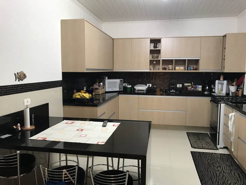 Casa à venda Centro com 300m² e 3 quartos por R$ 550.000 - 1112864524-267f7559-d57b-4eed-b3d9-5bd4855d273a.jpeg