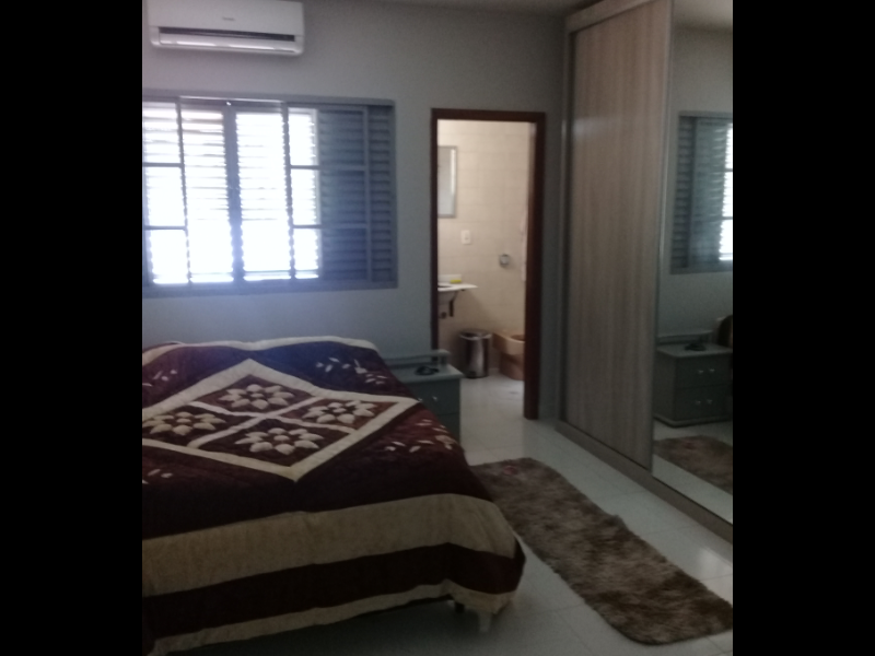 Apartamento à venda Zona 1 com 270m² e 5 quartos por R$ 350.000 - 1411690111-screenshot-20200613-213524.png