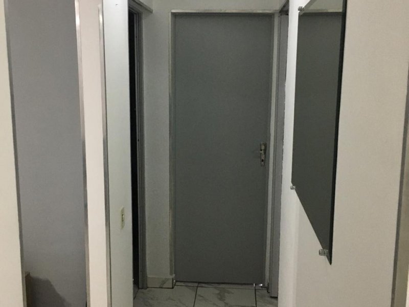 Apartamento à venda Vila Marchi com 51m² e 2 quartos por R$ 220.000 - 1516295753-corredor.jpeg
