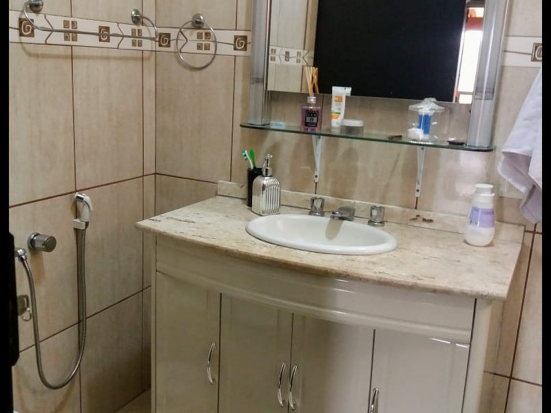 Apartamento à venda Parque Alexandre com 180m² e 3 quartos por R$ 600.000 - 1631984121-banheiro-da-suite-casal.jpg