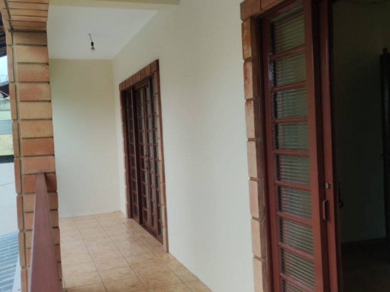 Casa à venda Parque Residencial Vila Uniao com 210m² e 3 quartos por R$ 392.000 - 317511582-sacada.jpg