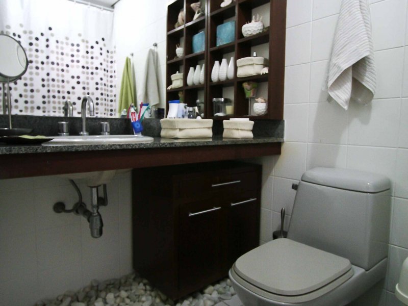 Apartamento à venda Vila Andrade com 160m² e 4 quartos por R$ 600.000 - 1819766838-banheiro-suite-1-lr.jpg