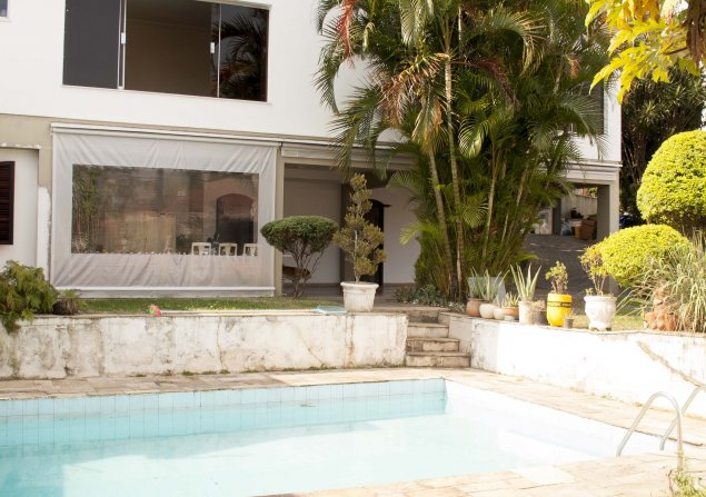 imóvel com 400m²
