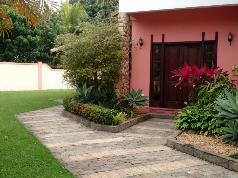 imóvel com 1093m² - Camboinhas - Niterói