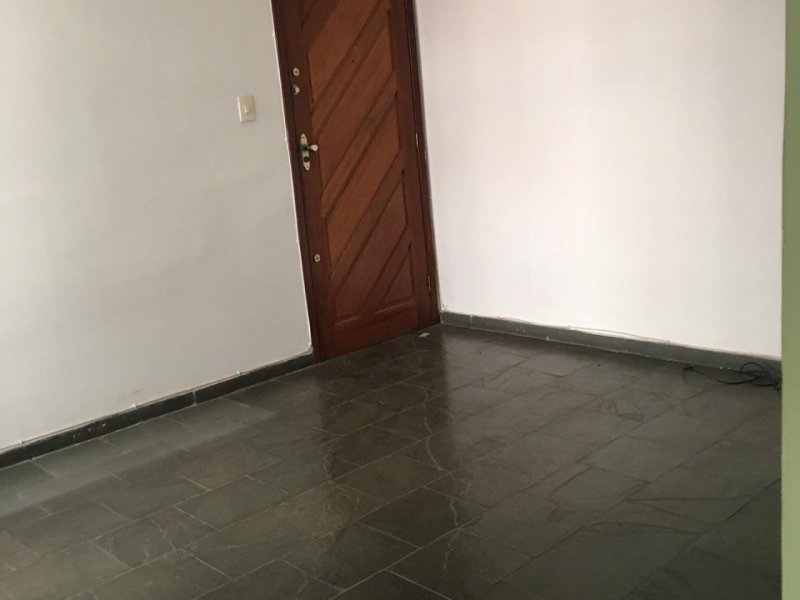 Apartamento à venda Piratininga com 54m² e 2 quartos por R$ 150.000 - 1923537518-whatsapp-image-2020-06-16-at-12.jpeg
