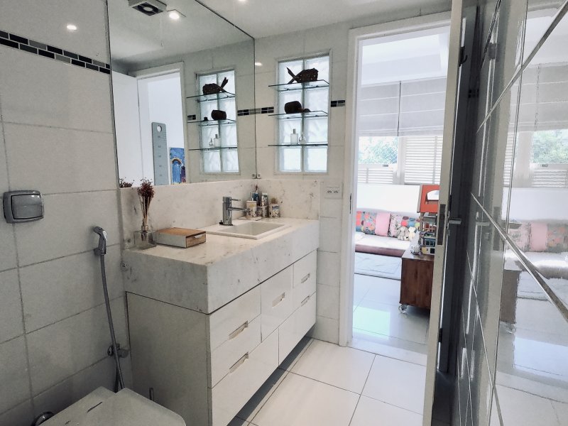 Apartamento à venda Copacabana com 129m² e 3 quartos por R$ 1.560.000 - 1026763157-rep.jpg