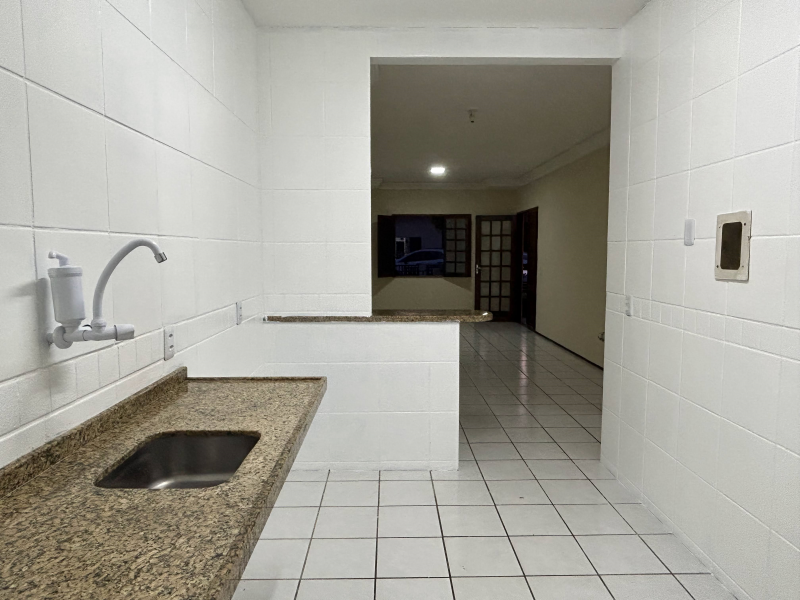Casa de condomínio à venda Lagoa Redonda com 112m² e 3 quartos por R$ 470.000 - 1459131773-img-3212.png