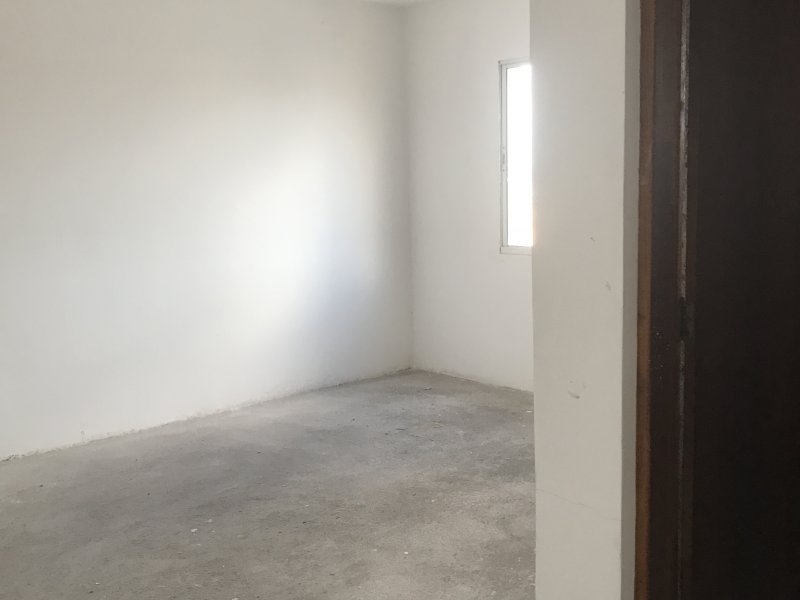 Cobertura à venda Vila Euro com 213m² e 4 quartos por R$ 660.000 - 2055025949-img-4537.JPG