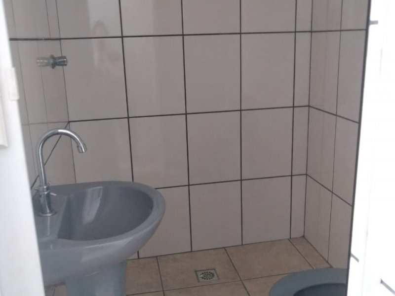 Comercial para alugar Jardim Dona Sinha com 300m² e  quartos por R$ 4.000 - 1691422407-whatsapp-image-2020-06-17-at-13.jpeg