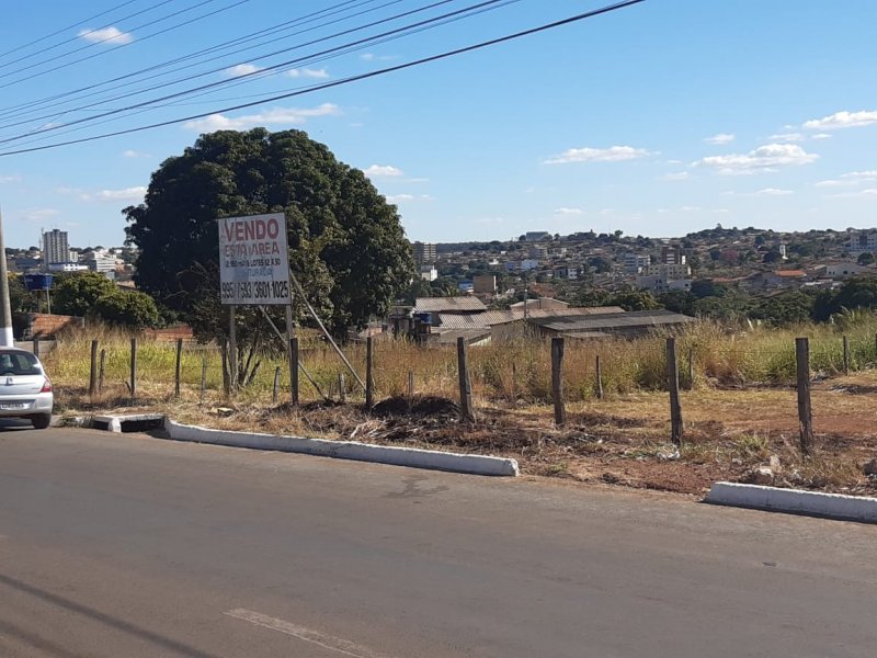 Terreno à venda Av. Sara Kubitschek, 247-137 - Parque Jk com 2160m² e  quartos por R$ 900.000 - 1127784523-7ffda963-2529-4dd6-a0de-14f540ddb6c5.jpg