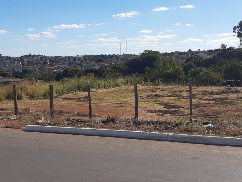 Terreno à venda Av. Sara Kubitschek, 247-137 - Parque Jk com 2160m² e  quartos por R$ 900.000 - 1281688523-bcc14afd-2e7c-4e63-aa58-37e8825850d6.jpg