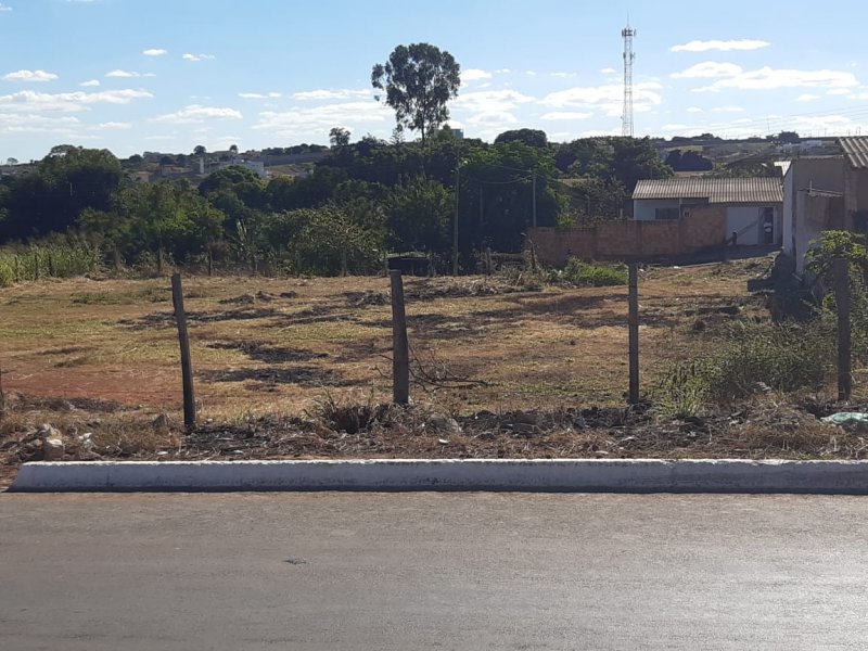 Terreno à venda Av. Sara Kubitschek, 247-137 - Parque Jk com 2160m² e  quartos por R$ 900.000 - 354889018-58c41cc9-0c2a-429d-835c-295db911c6f7.jpg