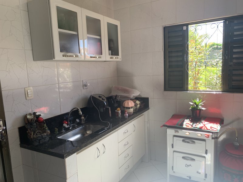 Chácara à venda Centro com 2700m² e 4 quartos por R$ 900.000 - 1781879843-947e4917-ccb9-45bc-a40c-a54c54bda828.jpeg