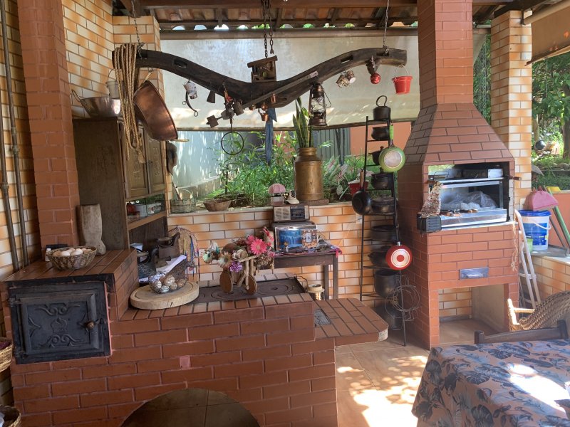 Chácara à venda Centro com 2700m² e 4 quartos por R$ 900.000 - 751463054-7bf6e765-db52-4695-9a3c-5856ba0cc798.jpeg