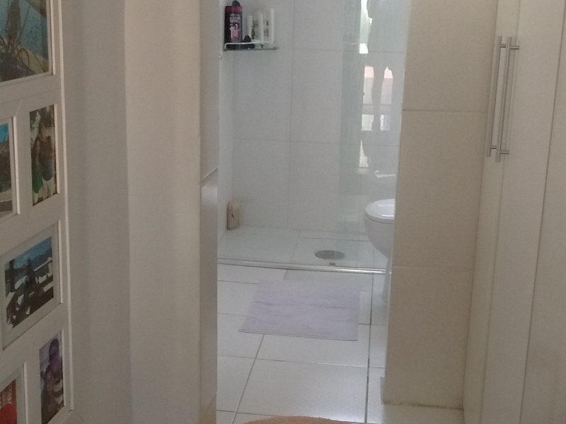 Casa à venda Jardim Beatriz com 642m² e 5 quartos por R$ 1.100.000 - 324317459-img-20200424-134659138.jpg