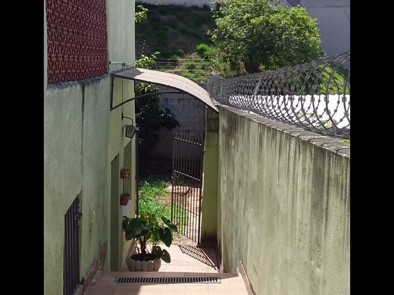 Casa à venda Jardim Beatriz com 642m² e 5 quartos por R$ 1.100.000 - 617673031-img-20200424-wa0060.jpg