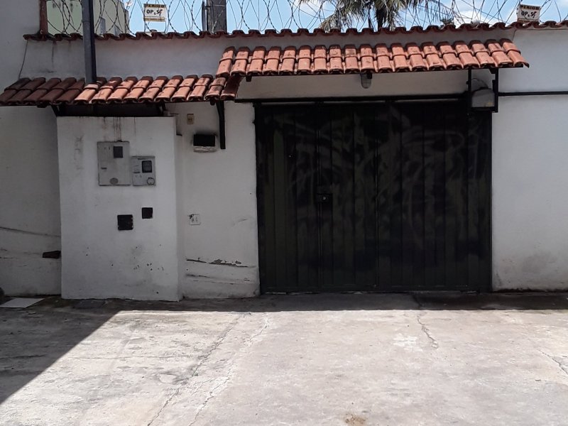 Casa à venda Céu Azul com 360m² e 4 quartos por R$ 650.000 - 62321851-20200116-111637.jpg