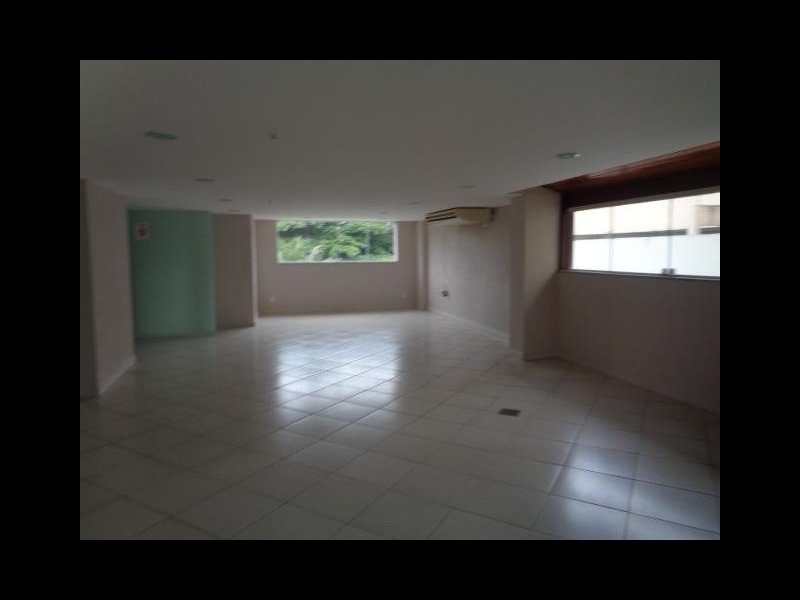 Apartamento à venda Taquara com 60m² e 2 quartos por R$ 190.000 - 986079882-salao-de-festa-do-predio.jpg