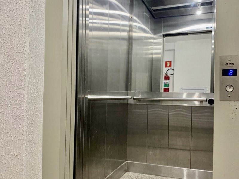 Apartamento à venda Parque São Vicente com 54m² e 2 quartos por R$ 276.000 - 1096909977-elevador.JPG