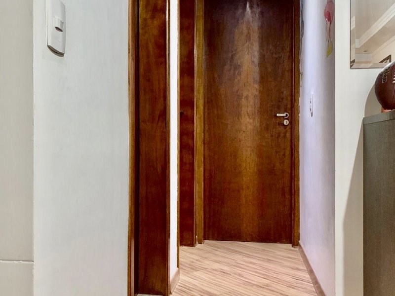 Apartamento à venda Parque São Vicente com 54m² e 2 quartos por R$ 276.000 - 650961594-hall-interno.JPG