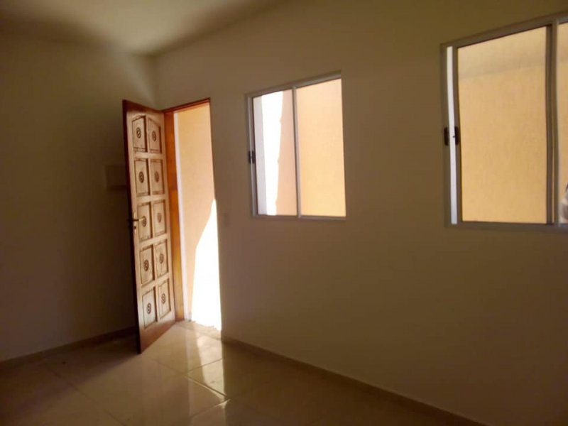 Casa de condomínio à venda Vila Paranaguá com 39m² e 1 quarto por R$ 160.000 - 2050317867-86502563-2991518134244023-641021128738865152-n.jpg