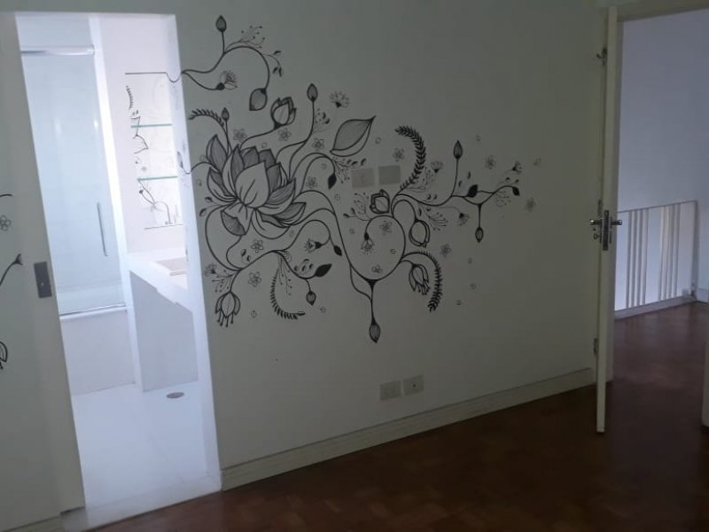 Casa à venda Vila Mariana com 250m² e 3 quartos por R$ 1.390.000 - 1903339519-2520.jpg