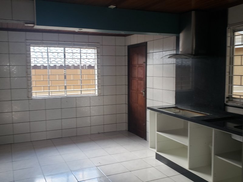 Casa à venda Costeira com 251m² e 3 quartos por R$ 500.000 - 2091603183-20200520-145737.jpg