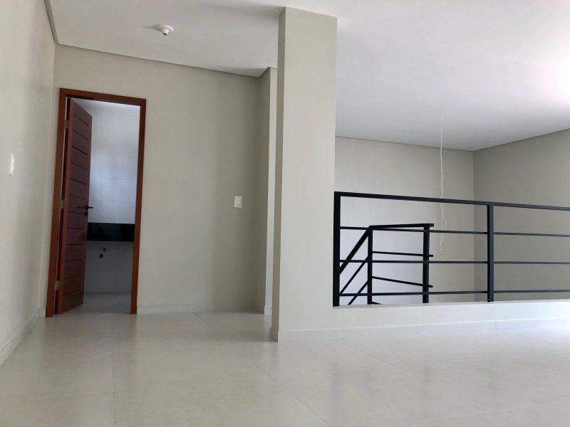 Casa à venda Mirante com 225m² e 4 quartos por R$ 575.000 - 354575588-img-9220.jpg