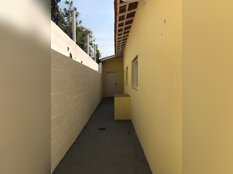 Casa à venda centro com 250m² e 3 quartos por R$ 900.000 - img-2150-original.JPG