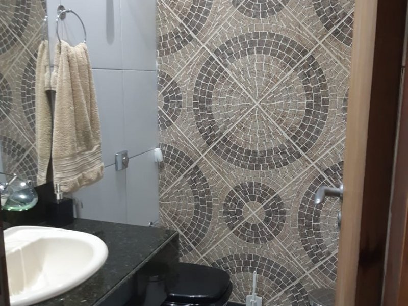 Casa à venda Nova Parnamirim com 400m² e 4 quartos por R$ 800.000 - 1767709755-8c56508b-4e61-4e5c-a03f-30b018090ea7.JPG