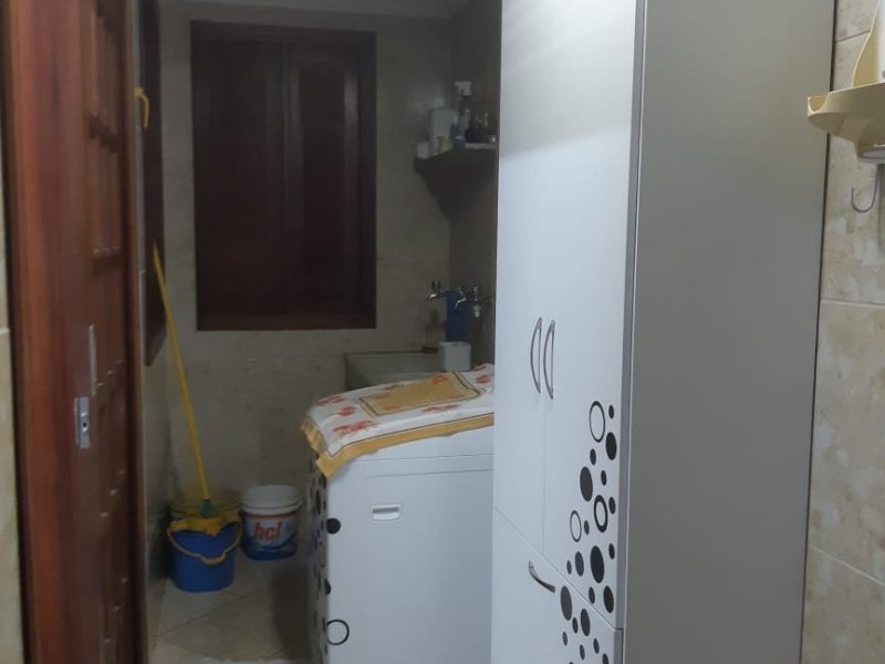 Casa à venda Nova Parnamirim com 400m² e 4 quartos por R$ 800.000 - 2144172510-40590b4c-6dfb-496b-8962-6176f6f5f433.JPG