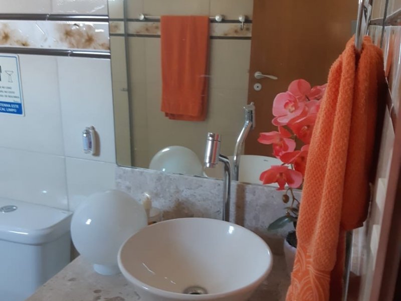 Casa à venda Nova Parnamirim com 400m² e 4 quartos por R$ 800.000 - 760395518-97240562-299d-4d07-8b10-29e31e1d4784.JPG