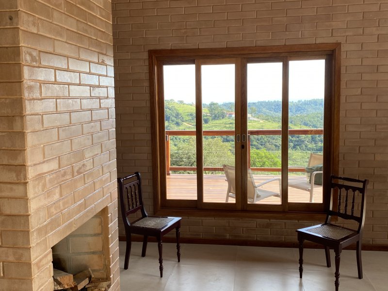 Chácara à venda Centro com 2570m² e 2 quartos por R$ 850.000 - 260203850-cd856a98-6a81-4305-a5a1-f204a17ba466.jpeg