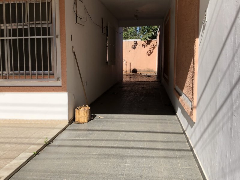 Casa à venda Grande Rio com 150m² e 3 quartos por R$ 400.000 - 1799558195-e71581fb-9bee-4a3d-bebe-87895144307a.jpeg